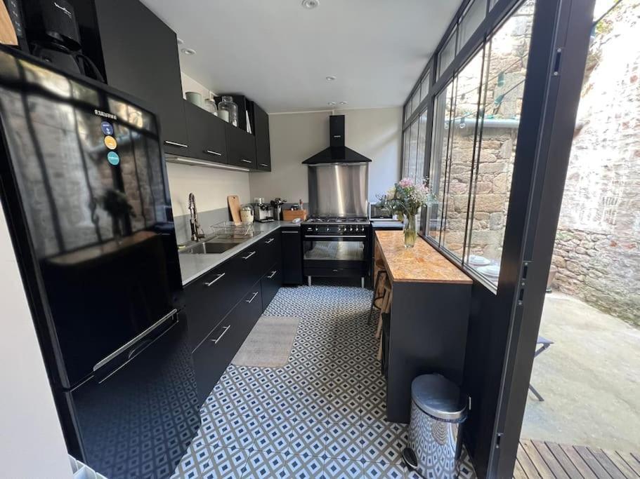 Cocon Urbain De Charme Villa Dinan Luaran gambar